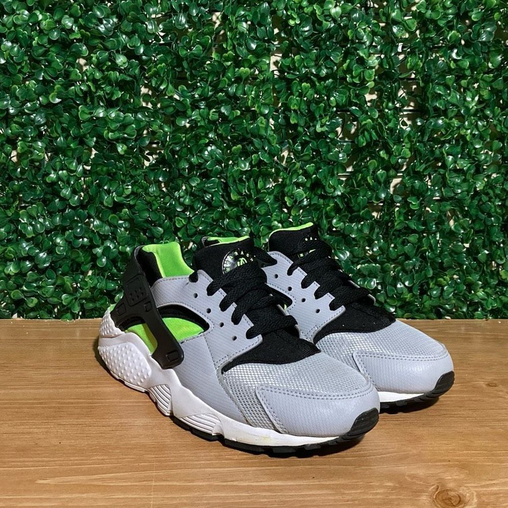 Nike Air Huaraches Green Wolf Grey, 7Y